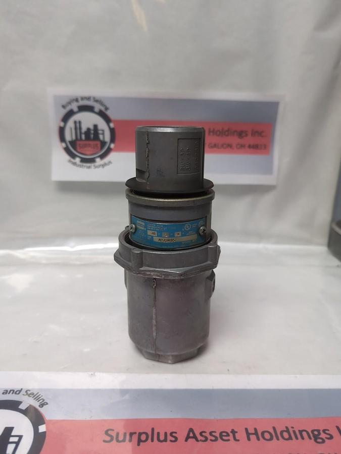 Used CROUSE HINDS,APJ3485,ARKTITE PLUG 250VDC 30A 3W 4P PRE-OWNED