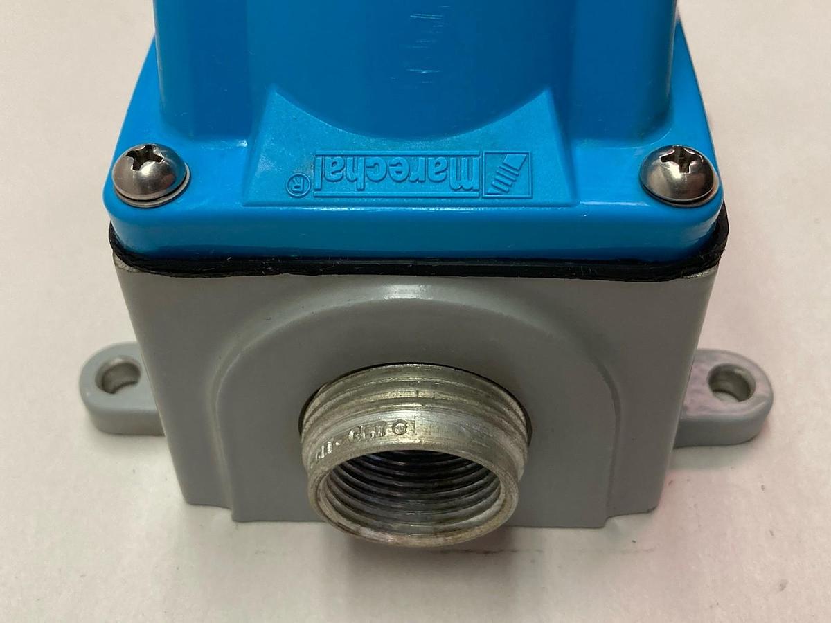 Melltric,33-38047 DS30,Disconnect Switch Recepticle 30A 277/480Vac