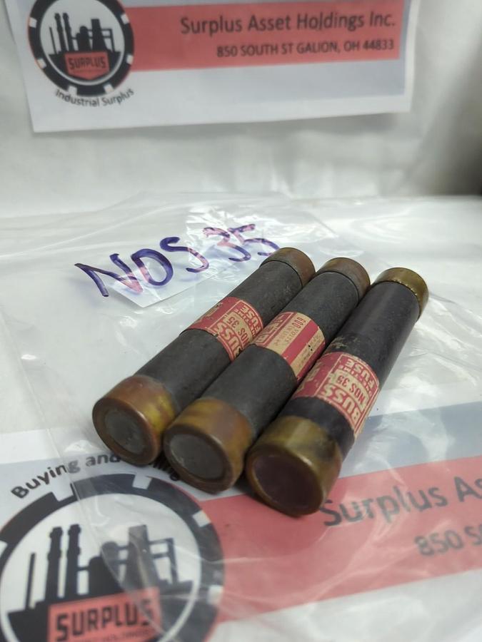 Used COOPER BUSSMANN,NOS35,ONE-TIME 35 AMP FUSE LOT OF 3 PRE-OWNED