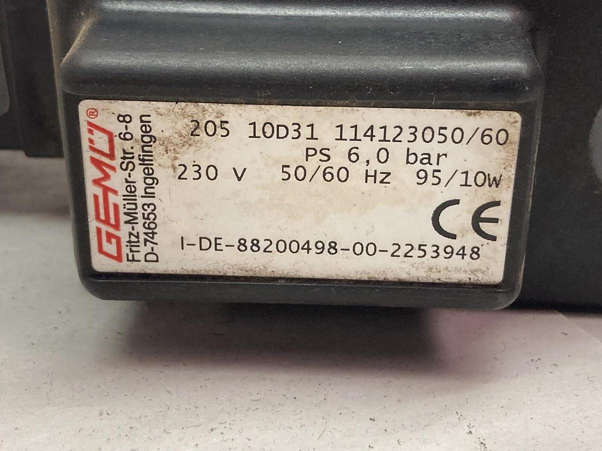 Used Gemu,I-DE-88200498-00-225394,Valve 230V 50/60Hz 95/10W