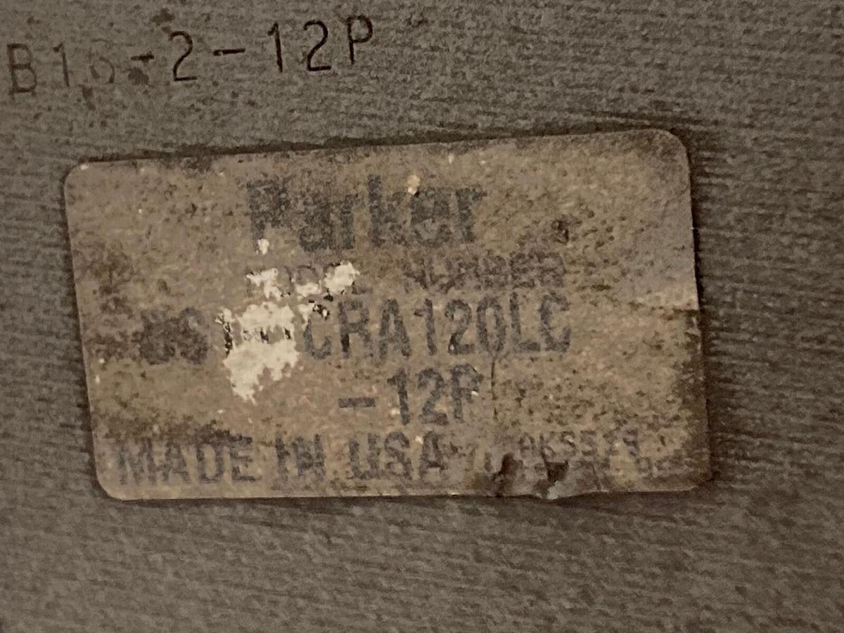 Used Parker,DSL101CRA120LC-12P,Valve