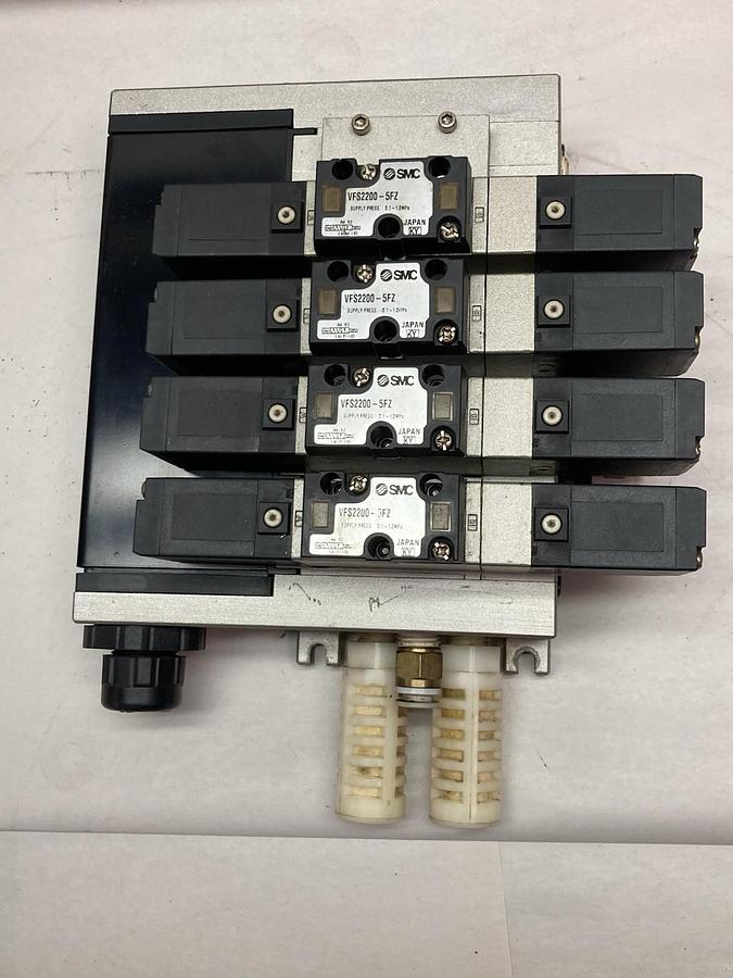 Used SMC,VFS2200-5FZ,Valve Manifold Block 0.1-1.0MPa