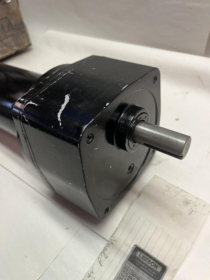 Used LEESON,M1135116.00,PERMANENT MAGNET GEARMOTOR 1/4HP 90VDC FR 34 CM34D25NZ60B