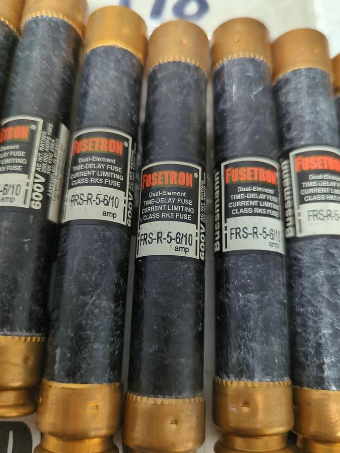 COOPER BUSSMANN,FRS-R-5 6/10,FUSETRON 5-6/10 AMP FUSES LOT OF 9 NOS