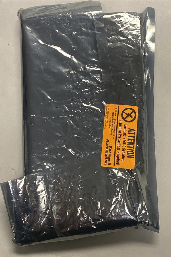 Used ALLEN BRADLEY,1771-IBD,SER B INPUT MODULE REFURBISHED SEALED