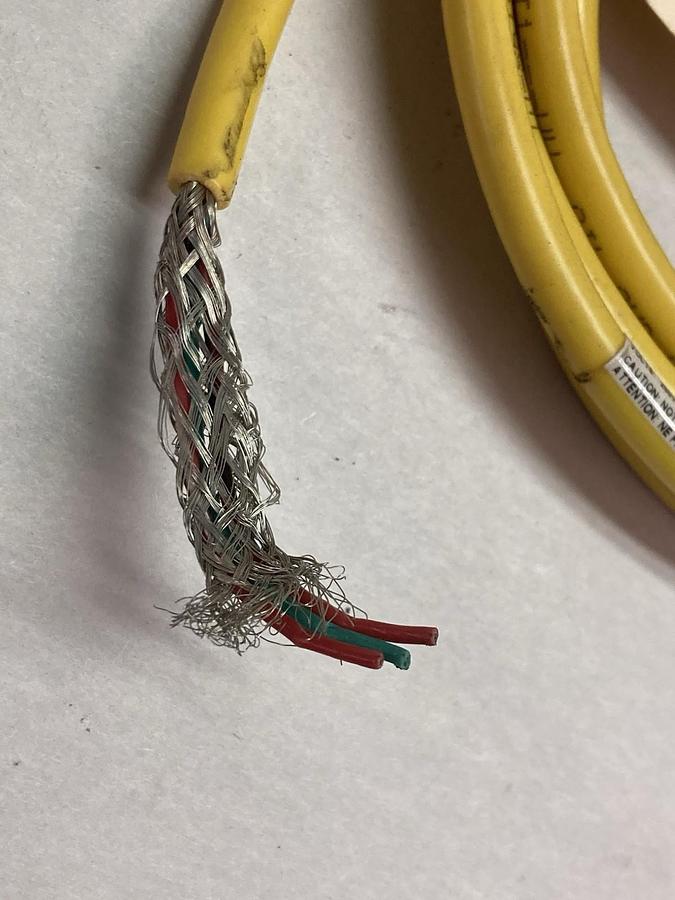 Allen-Bradley,872C-F3ECA-2,QD Cordset Ser B