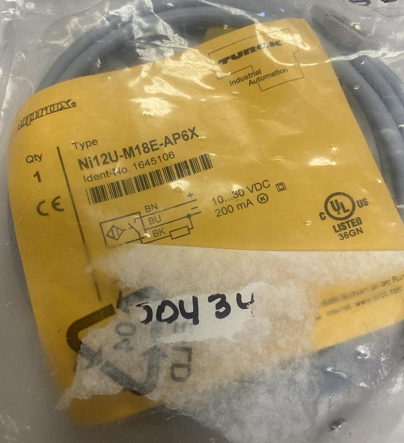 Used TURCK,NI12U-M18E-AP6X,INDUCTIVE SENSOR NEW