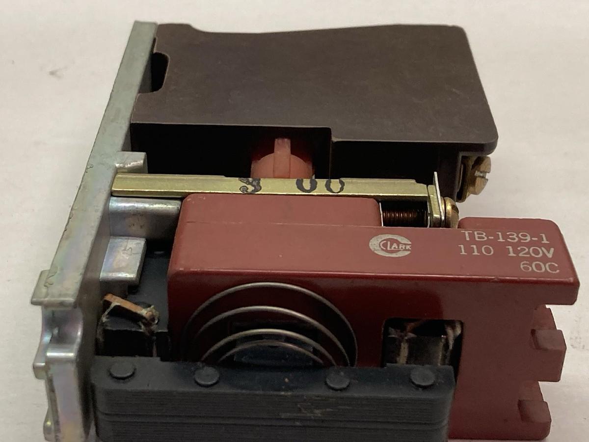 Used Clark Control,Type PMS,Slim Jim Relay 600Vac Max