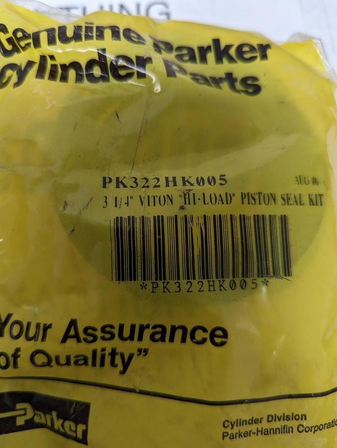 PARKER,PK322HK005,3-1/4 INCH VITON  HIGH LOAD PISTON SEAL NOS