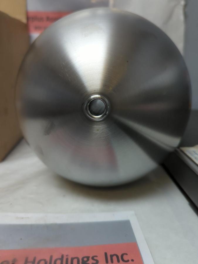 MSC,57284549 RT70437,ROUND FLOAT BALL 304SS 7 IN 20GA 3/8 IN ROD THRU TUBE NOS