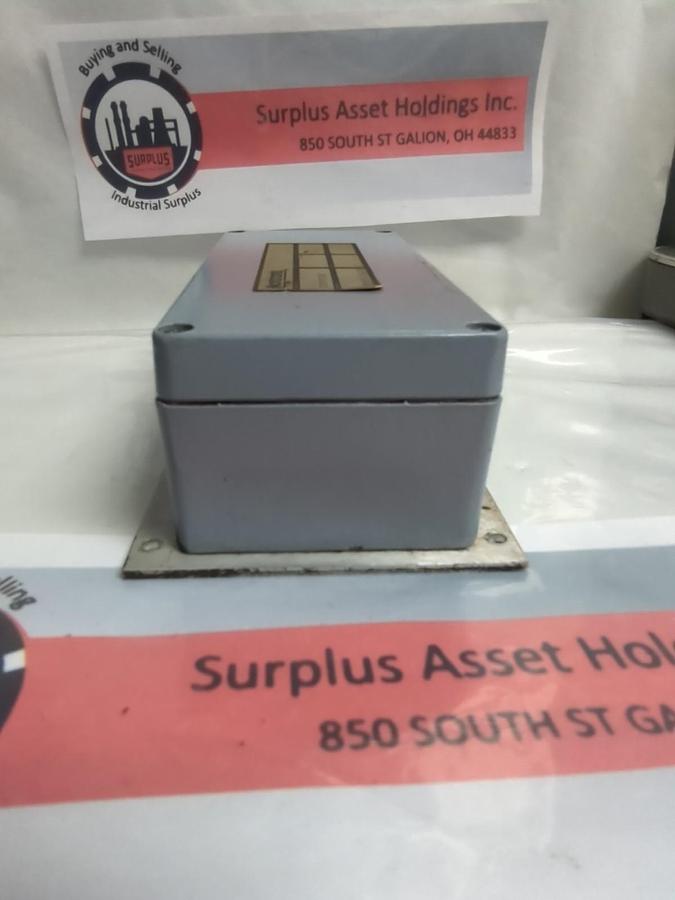 Used MONTRONIX,TS10CFLMRB,CONTROL BOX TEC9930AFAA126 PRE-OWNED