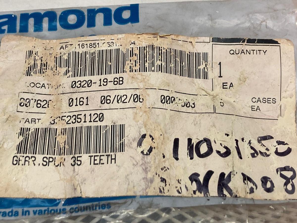 Diamond,3352351120,Spur Gear 35 Teeth