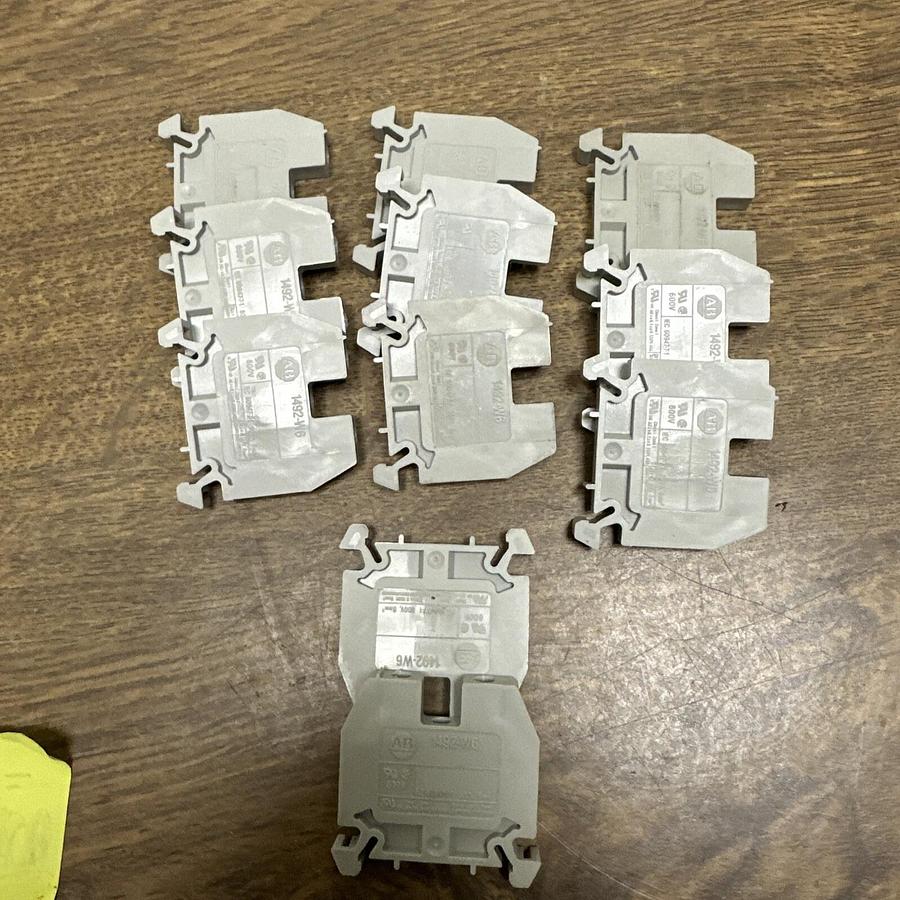 Allen Bradley,1492-W6,Terminal Block LOT of 11