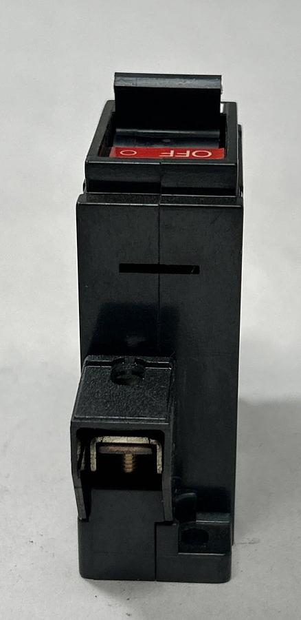 Used MATSUSHITA,BAC112155,CIRCUIT PROTECTOR 15A 220V