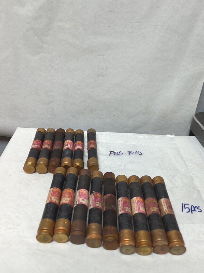 Used COOPER BUSSMANN,FRS-R-10,FUSETRON 10 AMP FUSE LOT OF 15 PRE-OWNED