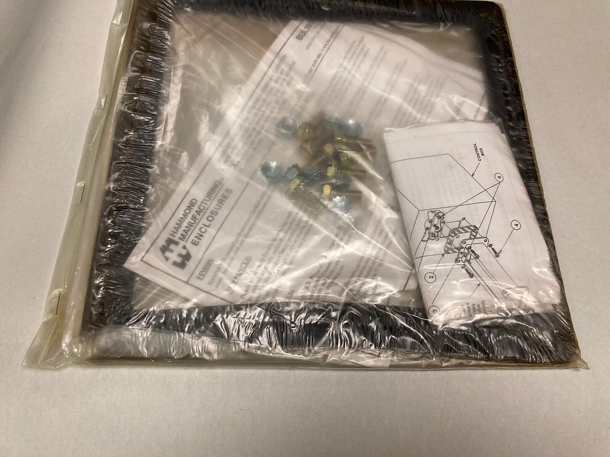 Used Hammond Manufacturing,1487EK,Pull Through Wireway Connector