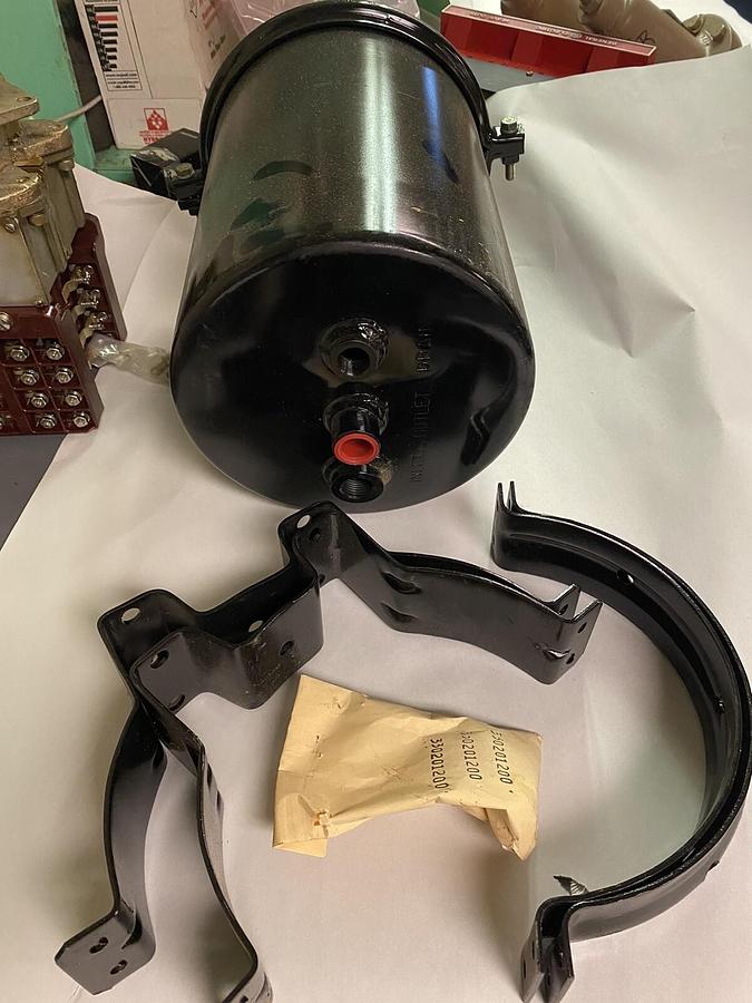 Used FLEETGUARD 25082600-S PAC FILTER HOUSING