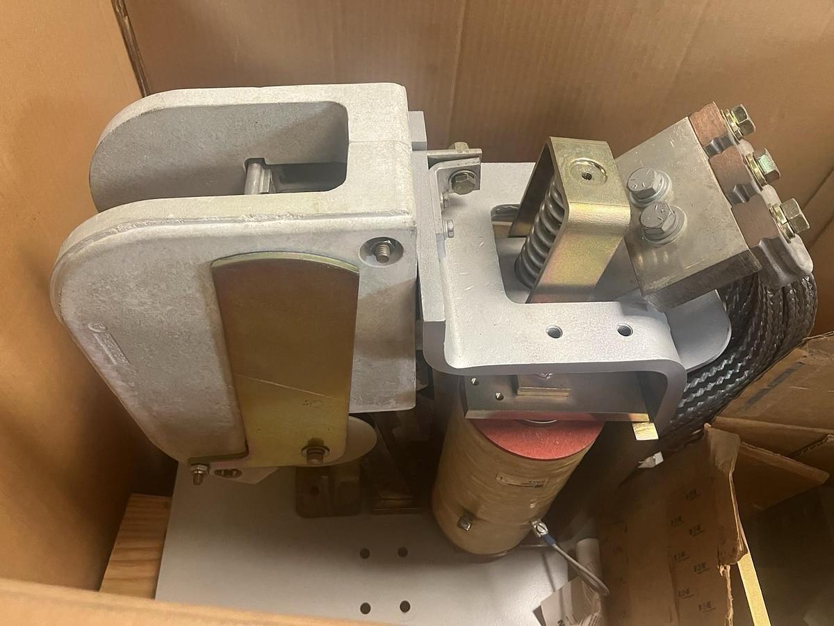 EATON,MR910E,910 DC RELAY 2500Amp Coil 250VDC