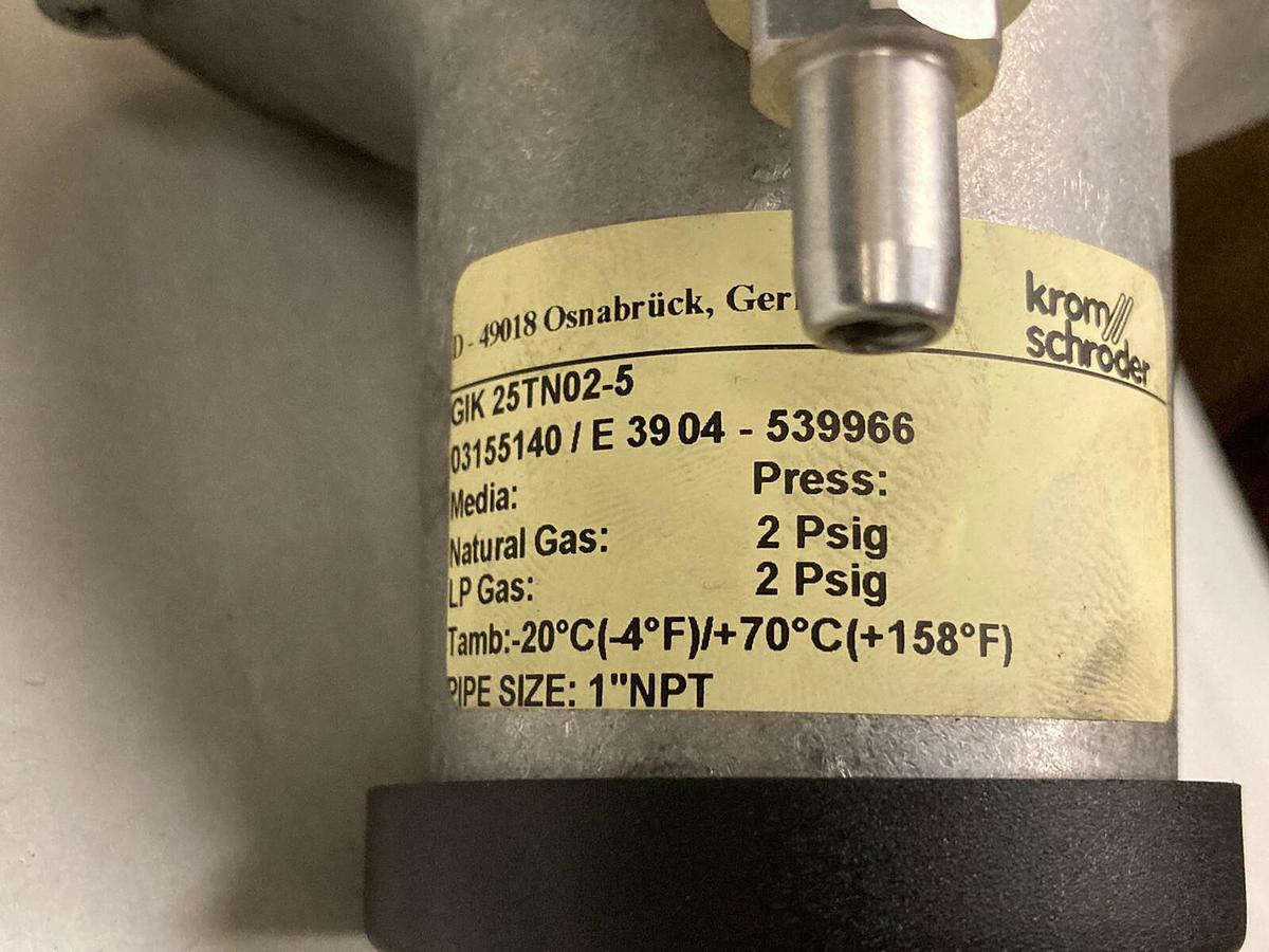 Krom Schroder,GIK 25TN02-5,Ratio Regulator 2PSI 1 " NSMP
