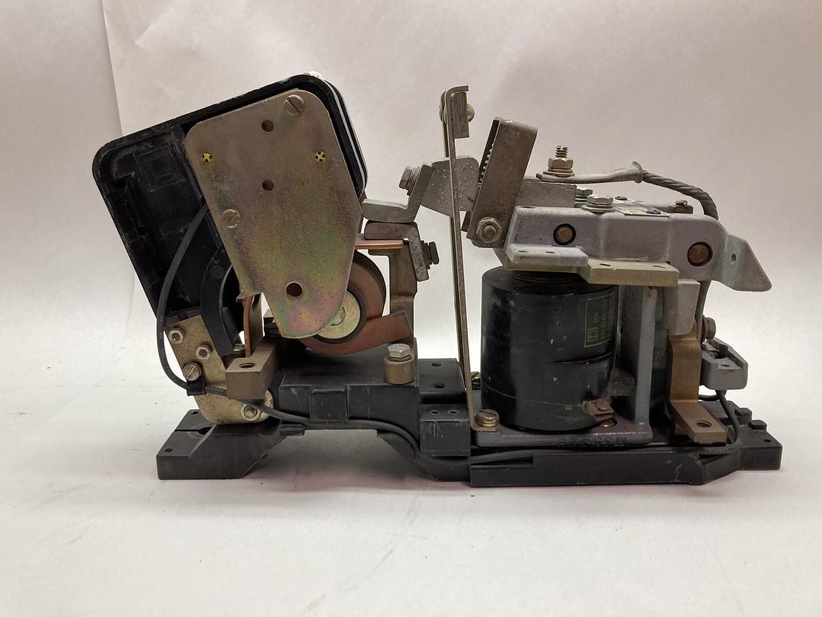 Used Square D,7004 MEO1,Ser A DC Contactor 230/240VDC 100A