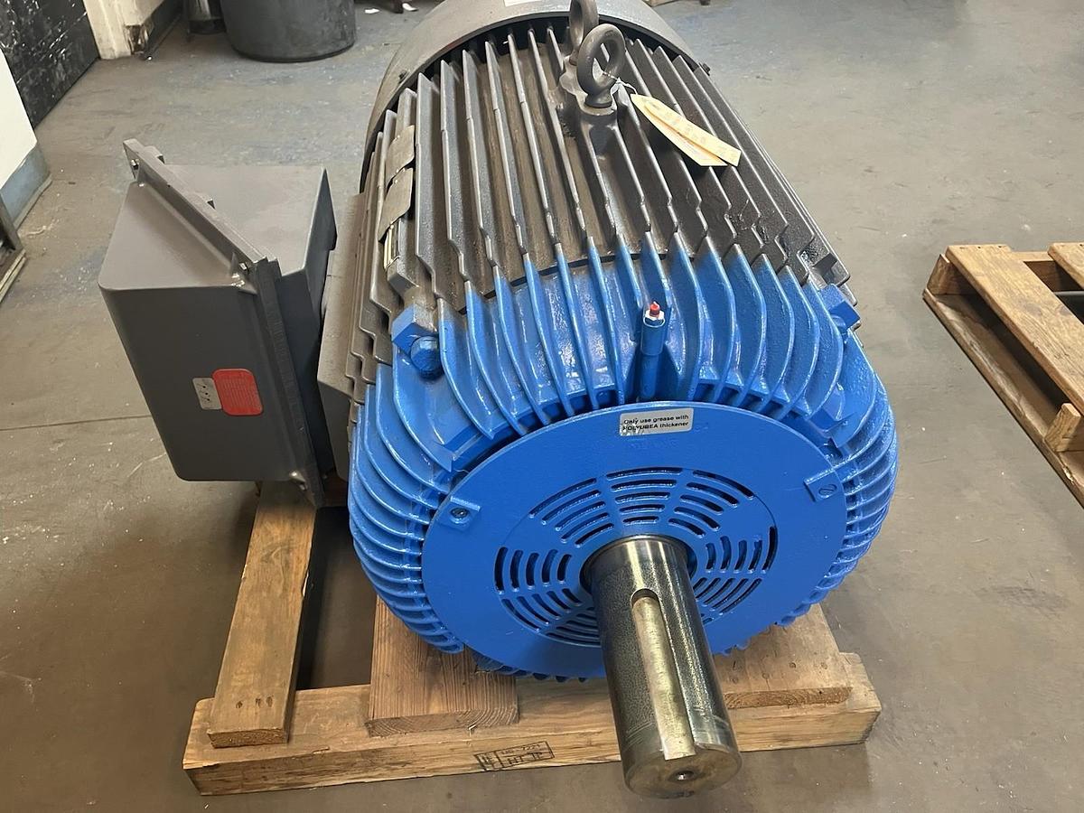 Used RELIANCE,150HP,XT DUTY MASTER AC MOTOR 1190RPM 460V 447TY