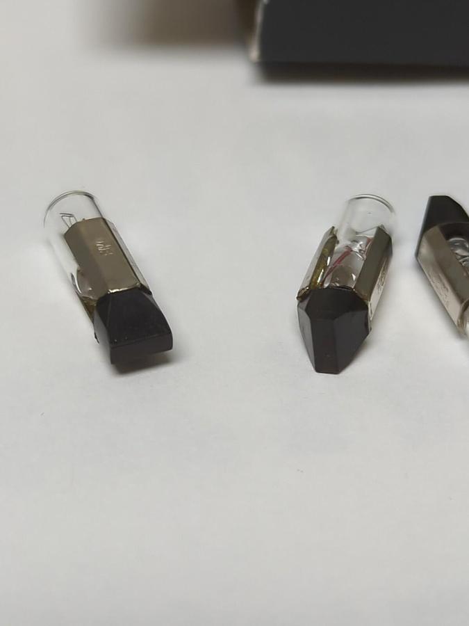 EIKO,28ESB5 T2,LAMPS 1W  28V BOX OF 9 NOS