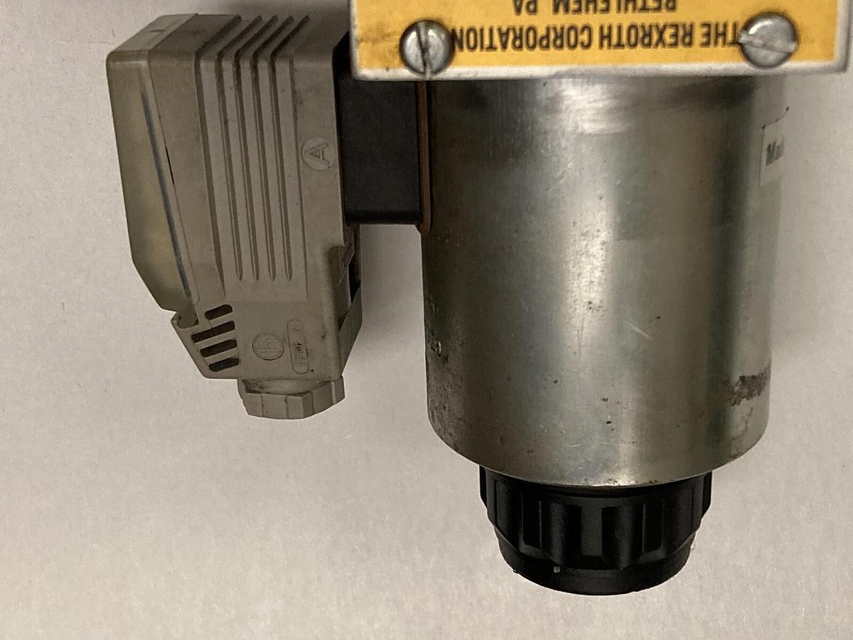 Used Rexroth,4WE10E31/CW110RNZ5/V S043A-546B,Hydraulic Valve