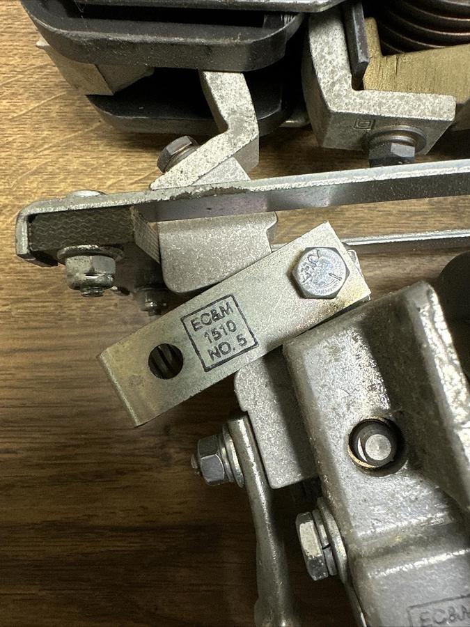 Square D,7004Type MFO-1,SIze 4 Line Arc DC Contactor