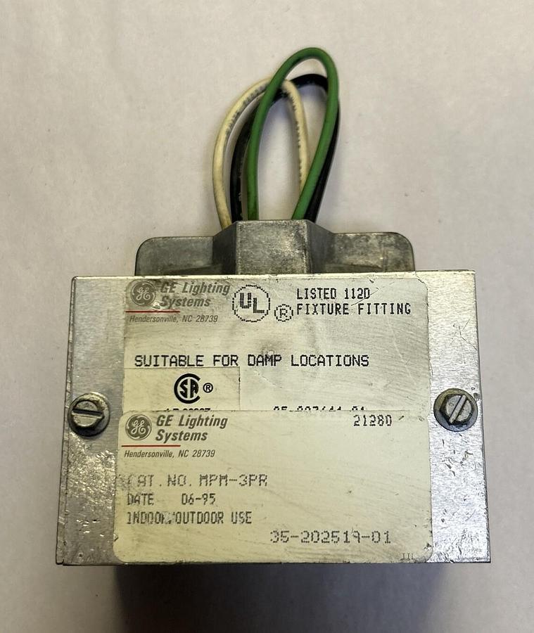 GE LIGHTING SYSTEMS,MPM-3PR,FIXTURE FITTING NOS