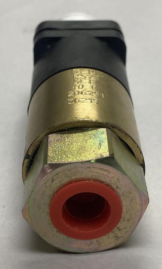 Gems,PS75-20-4FNZ-C-H-G-FS40PSIF,Pressure Sensor NOS