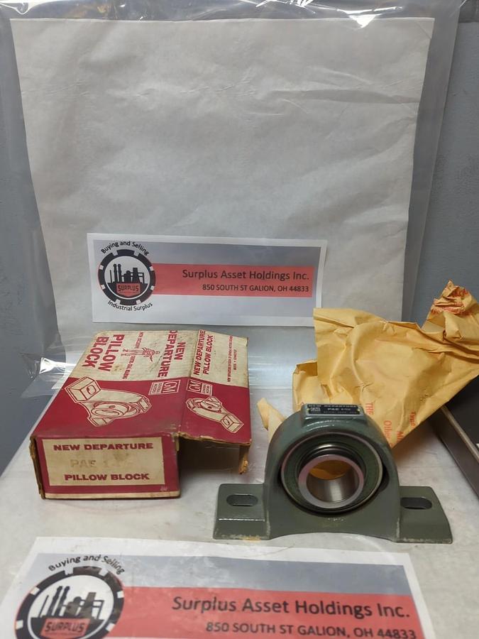 GM/NEW DEPARTURE,PAE 1-1/2,PILLOW BLOCK BEARING 1-1/2 IN BORE NOS
