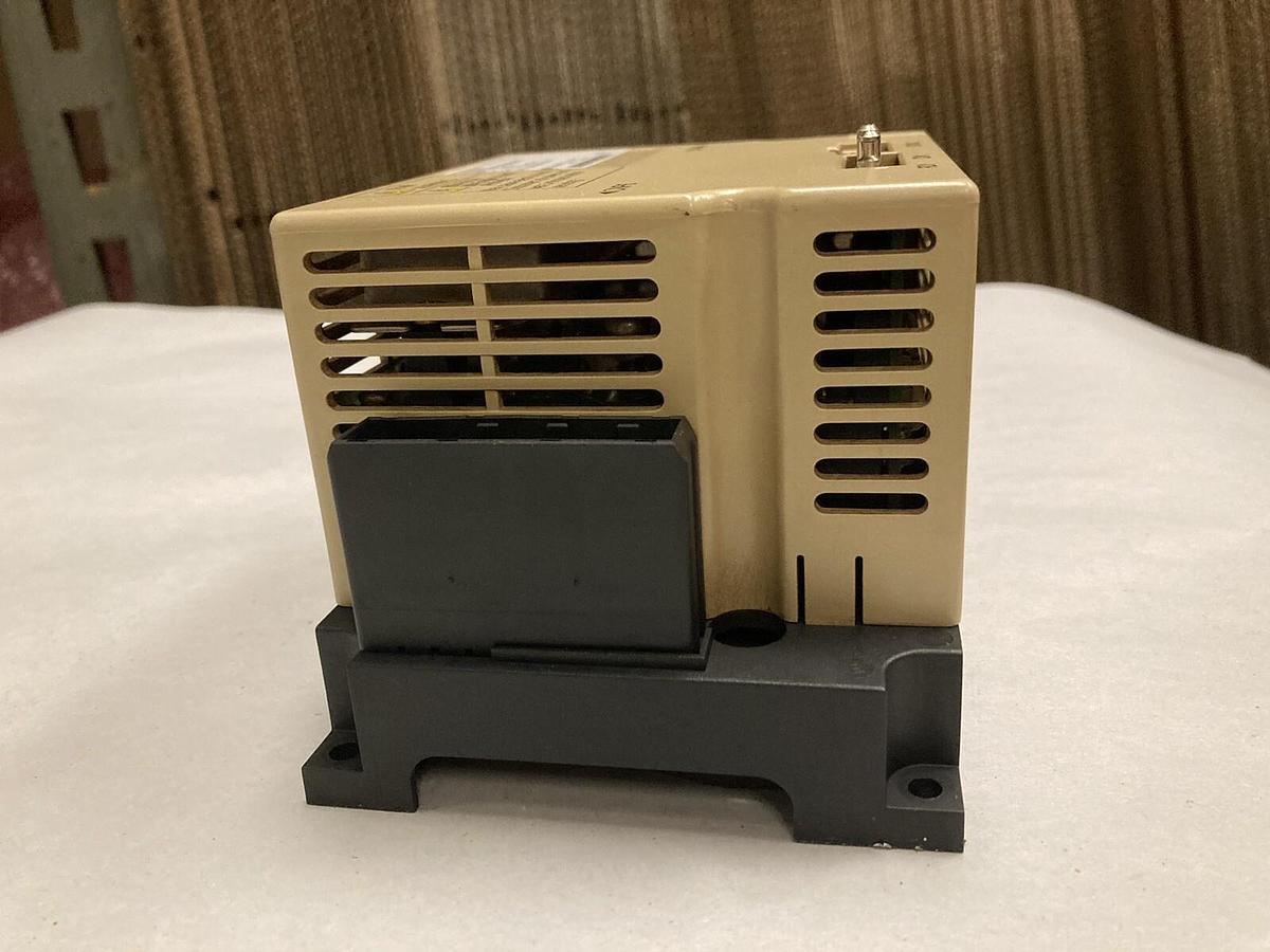 Used Yaskawa,SGDR-SDA710A01BY28,Servopack Servo Drive