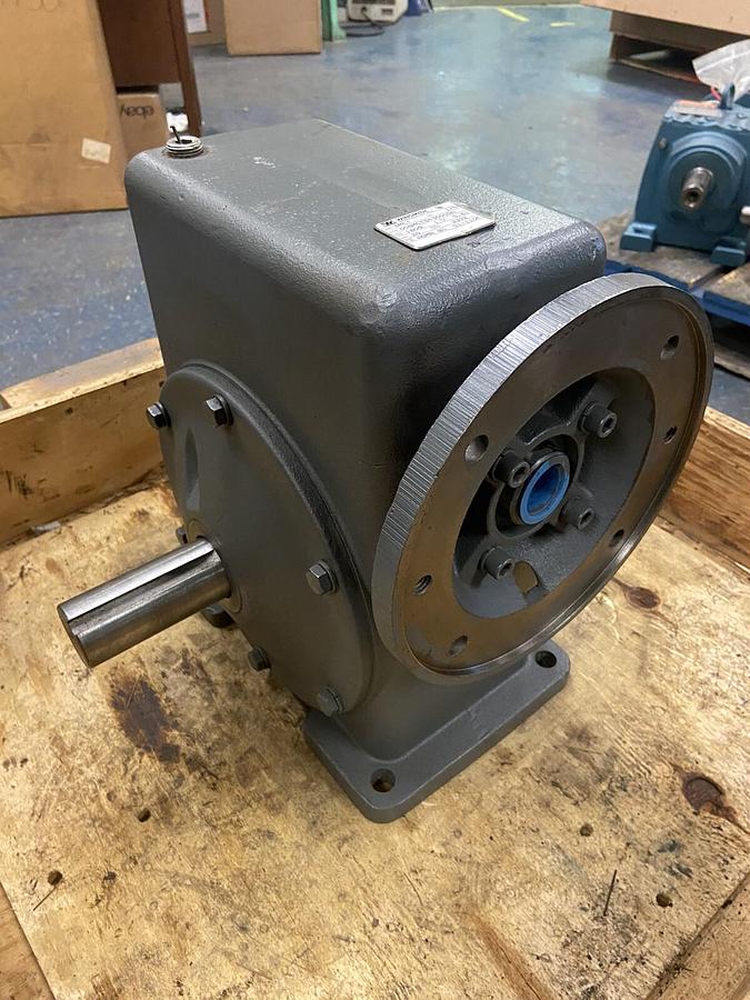 Winsmith,8MCTS43000DN 8MCT,Right Angle GearBox Ratio 20:1