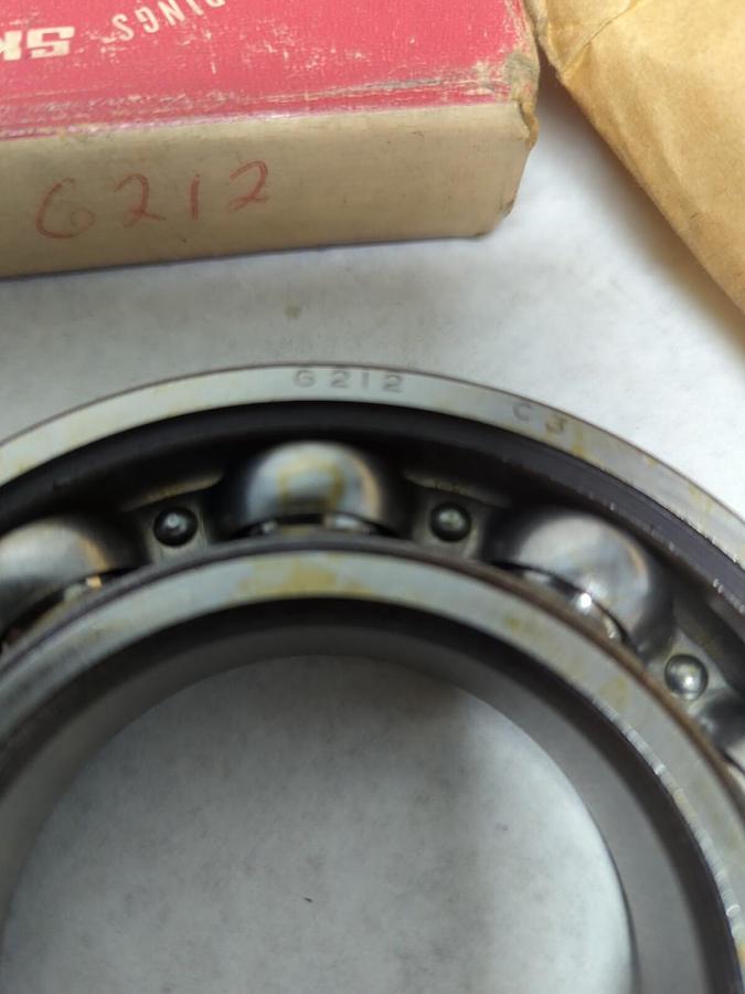 SKF,6212,DEEP GROOVE BALL BEARING NOS