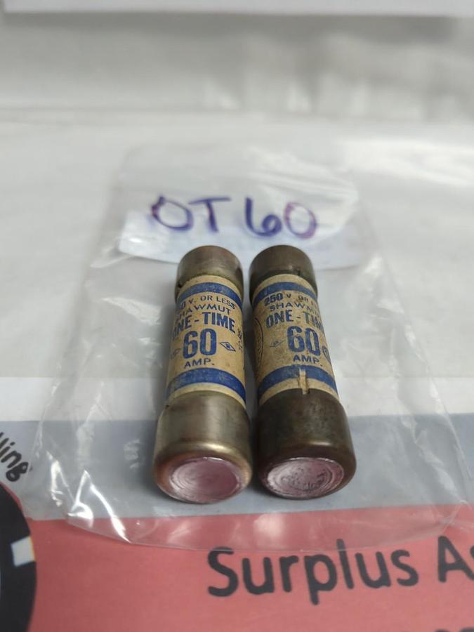 Used SHAWMUT,OT60,ONE TIME 60 AMP FUSE LOT OF 2 PRE-OWNED