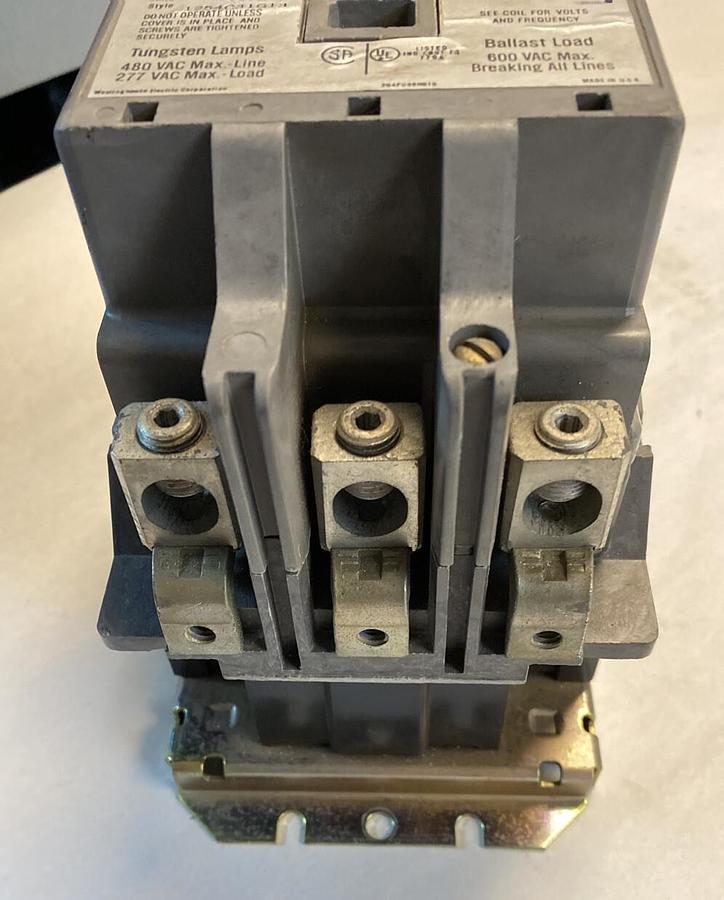 Used Westinghouse,A202K3CAZ,100 Amp 600V AC Lighting Contactor Style 1254C31G13
