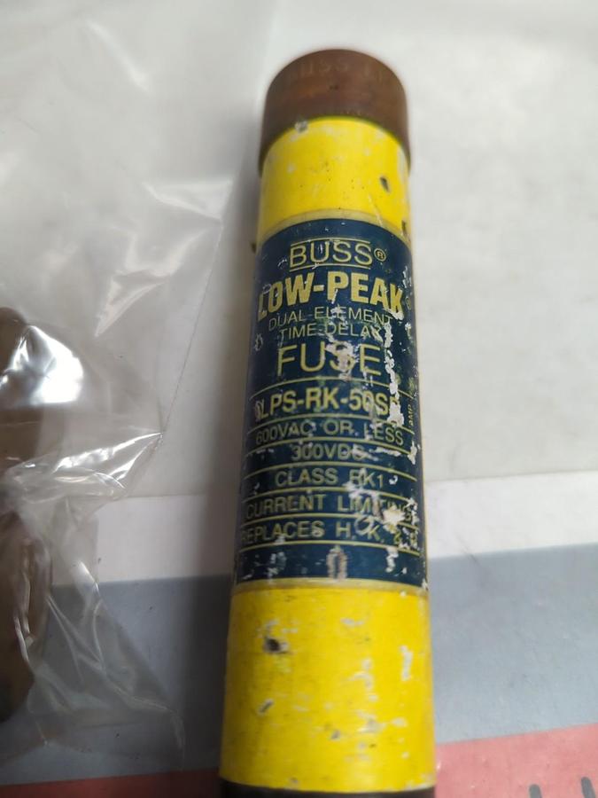 Used COOPER BUSSMANN,LPS-RK-50SP,LOW-PEAK FUSE 50 AMP LOT OF 3 PRE-OWNED