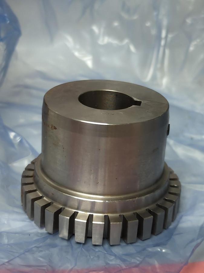 REXNORD,91041000,COUPLING HUB .98500 INCH BORE 1/4X1/8 INCH KW NOS