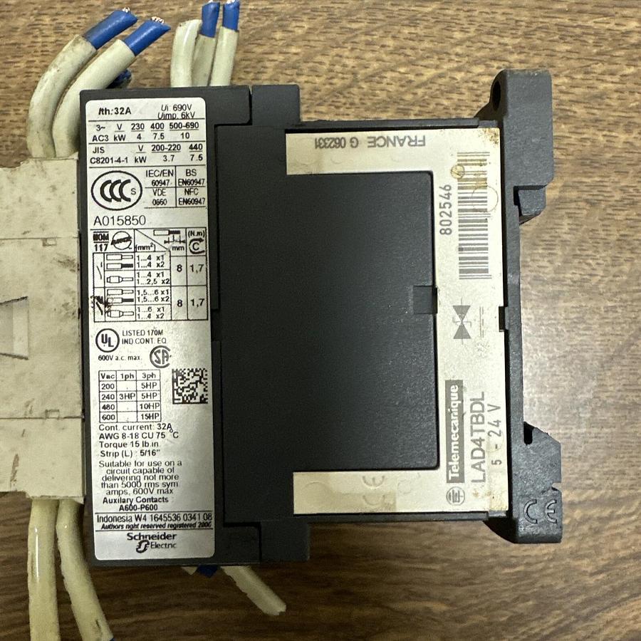 Used Telemecanique,LC1D18,Contactor