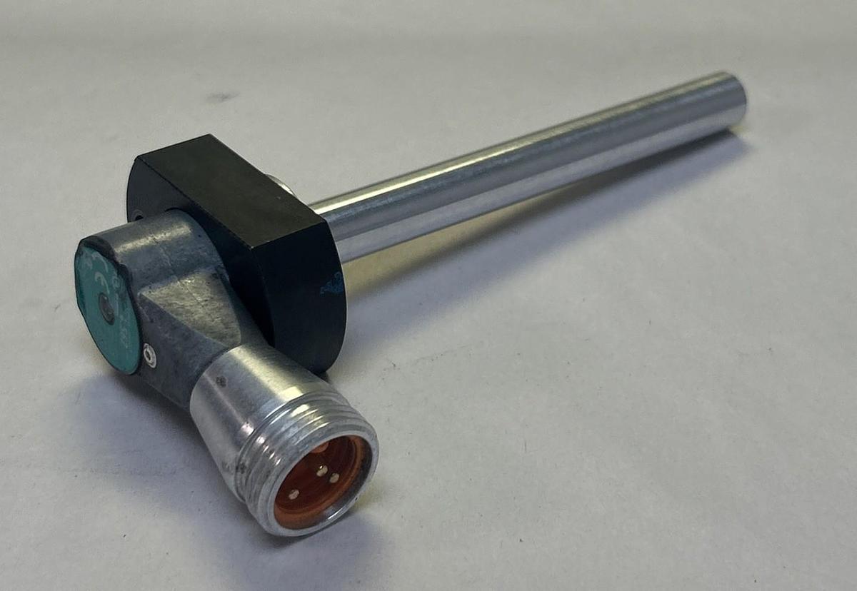 Used PEPPERL & FUCHS,NJ2-PD-US-4.562,INDUCTIVE PROXIMITY SWITCH