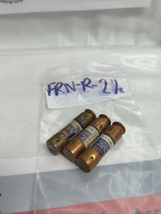 Used COOPER BUSSMANN,FRN-R-2-1/2,FUSETRON 2-1/2 AMP FUSE LOT OF 3 PRE-OWNED