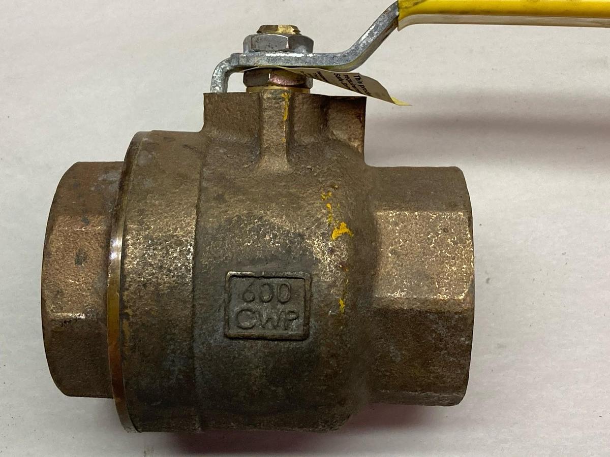 Used Apollo,7C-108-01,Manuel Bronze Ball Valve 600CWP