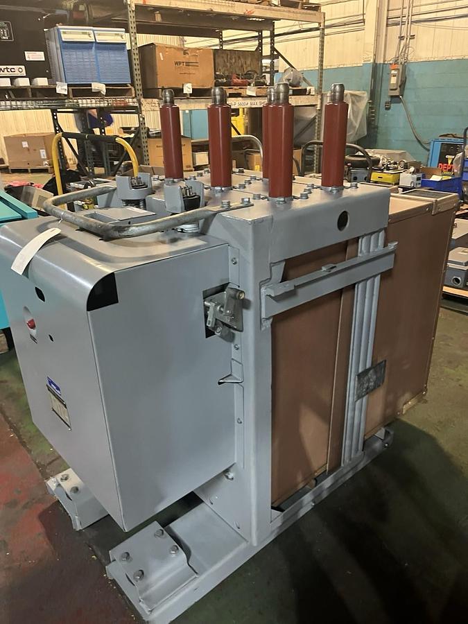 Used GENERAL ELECTRIC,AM-7.2-500A-2,MAGNE-BLAST CIRCUIT BREAKER 1200A 7200V