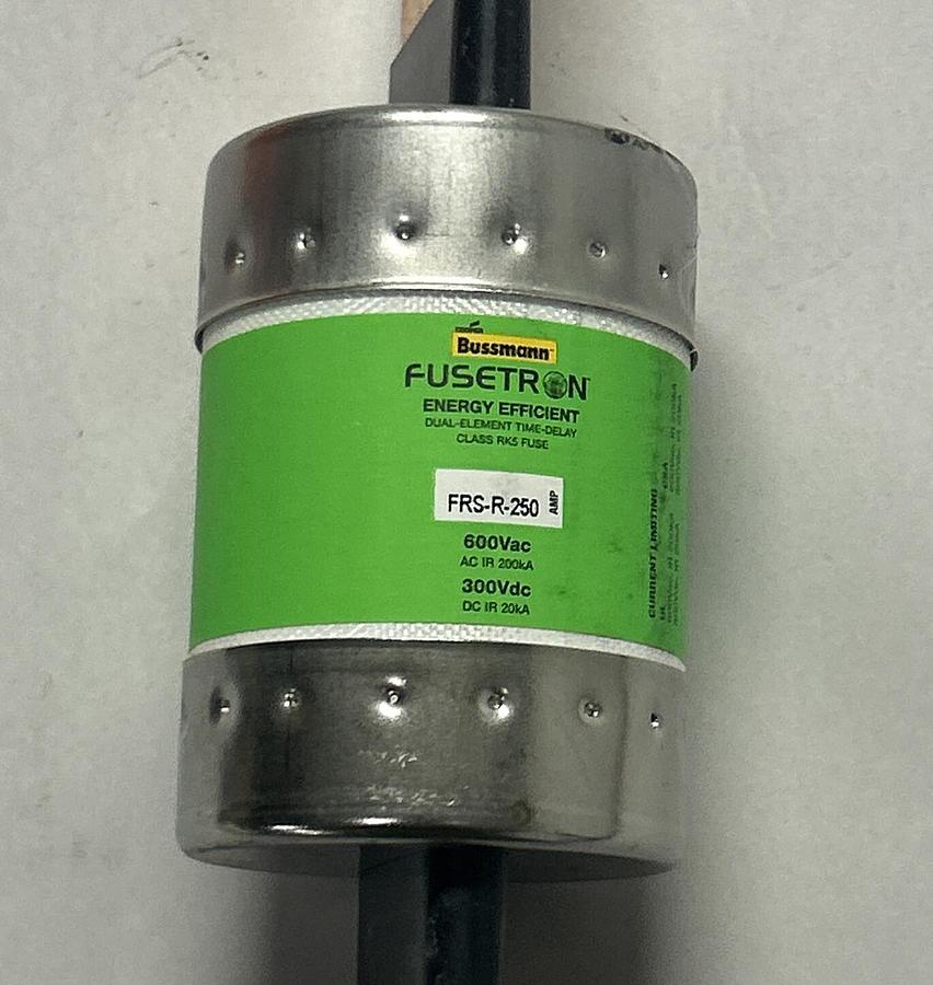 BUSSMANN,FRS-R-250,FUSETRON FUSE 250A 600V NOS