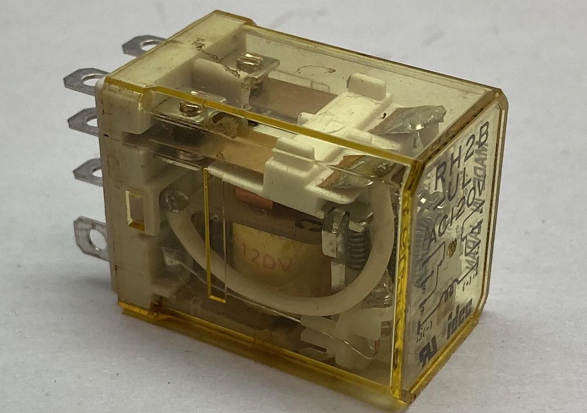 Used IDCC,RH2B-UL,Intermediate Relay AC 120V