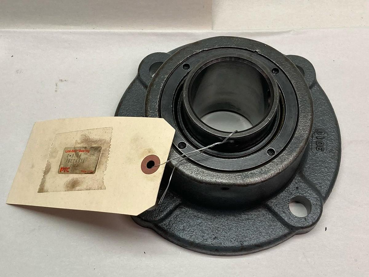Used Link-Belt,FB22435E,4-Bolt Flange Round Roller Bearing Unit 2-3/16 Inch Bore