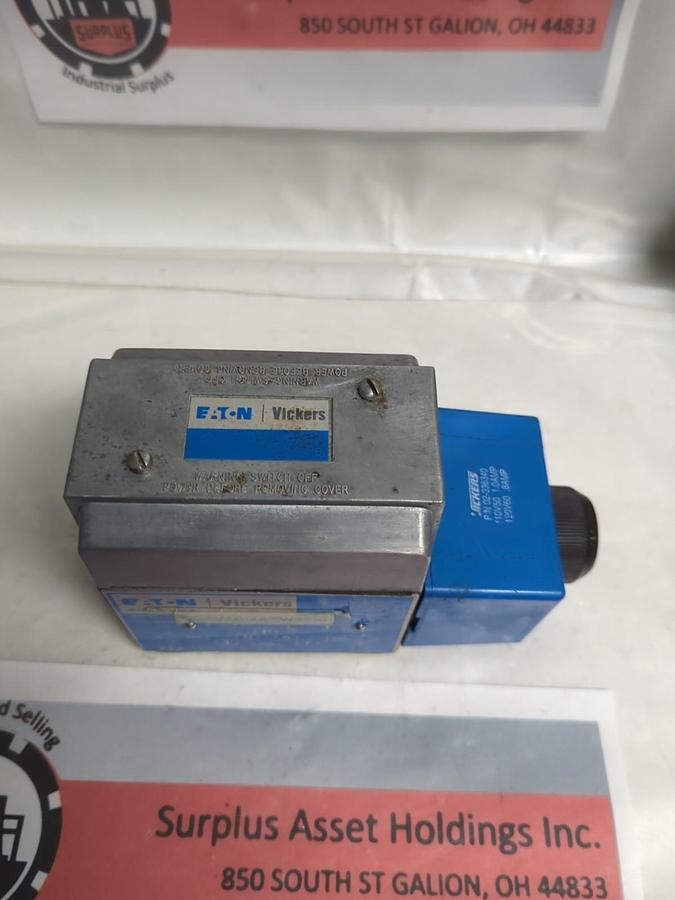 Used VICKERS,DG4V4012AMWB510,DIRECTIONAL CONTROL VALVE 4500/1750 PSI 310/120 BAR