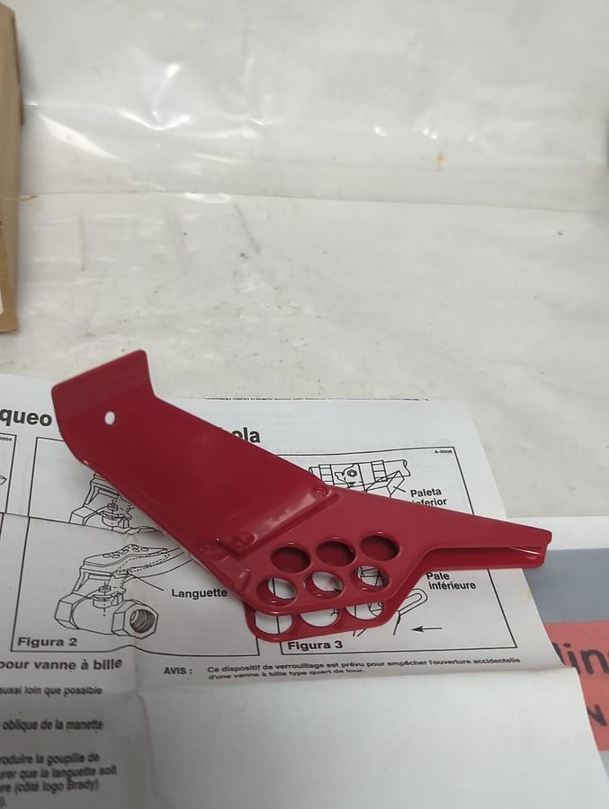 BRADY,T67787,BALL VALVE LOCKOUT DEVICE 3/8 INCH SBV LOCKOUT NOS