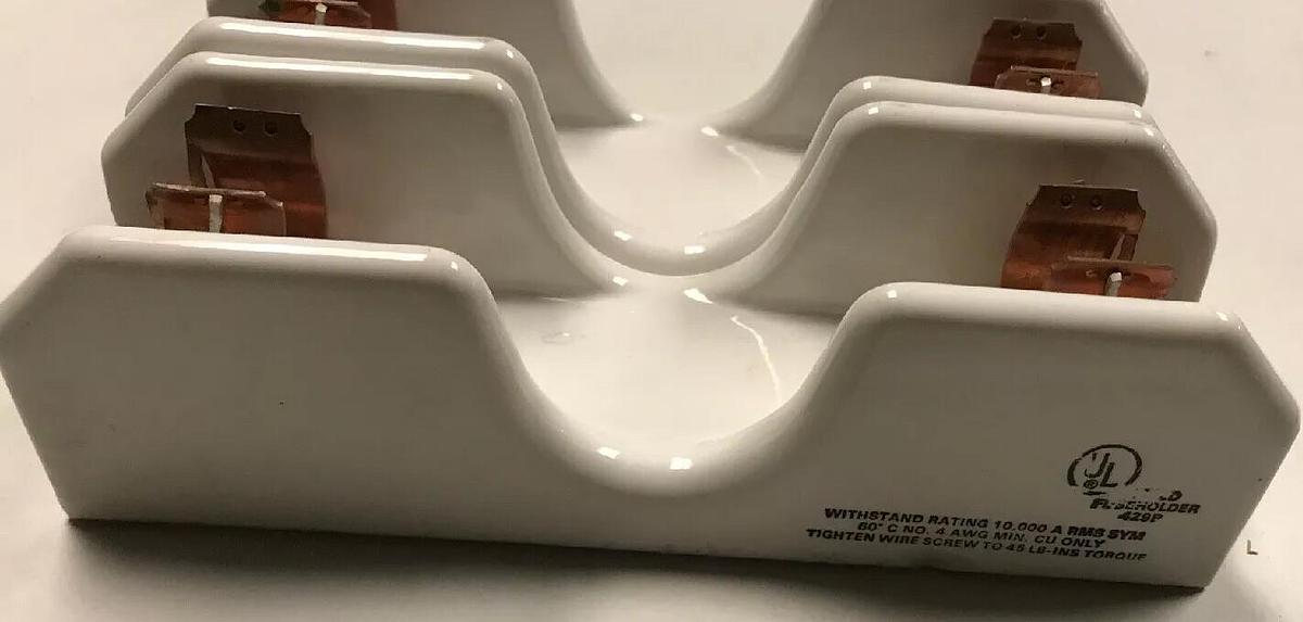 Cooper bussmann,2611,Fuseholders lot of 2