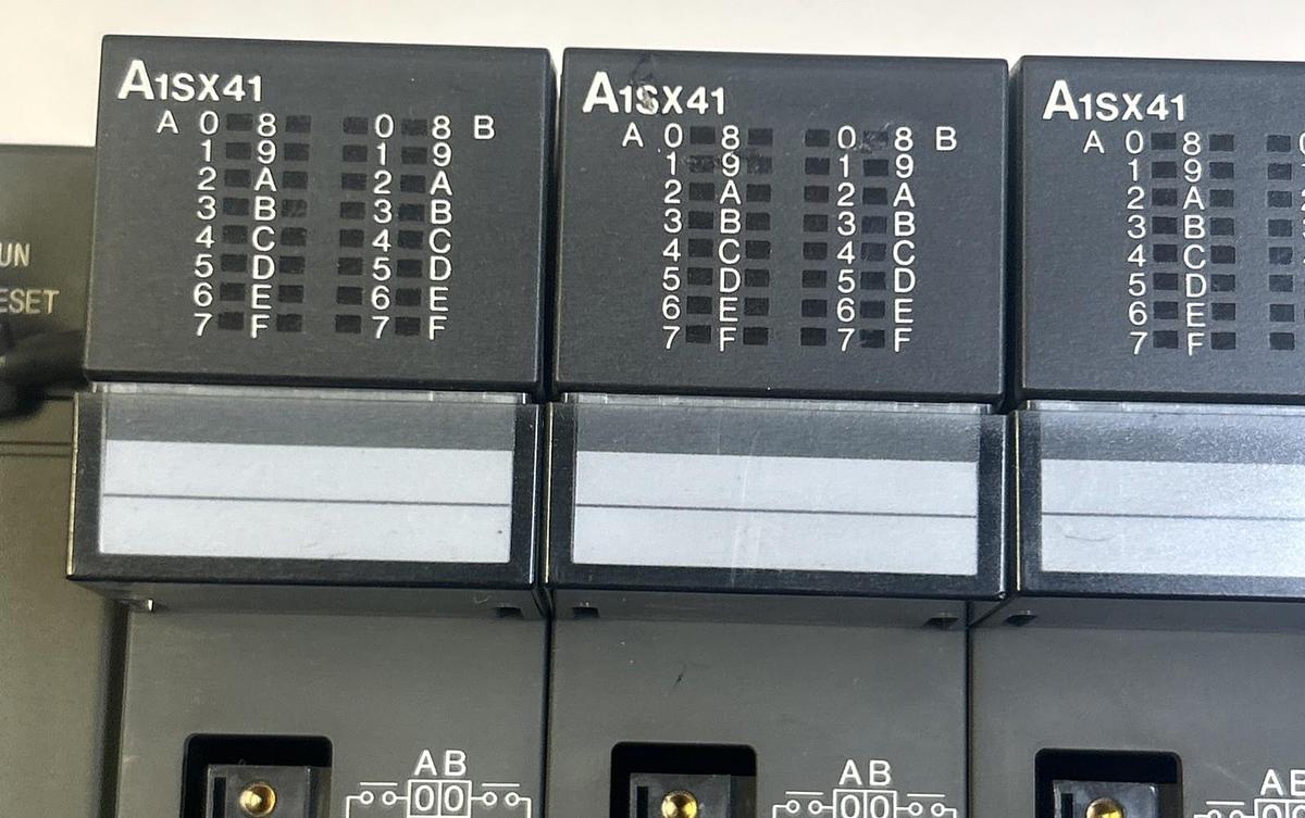 Used MITSUBISHI,A1SJHCPU,CPU UNIT W/ A1SX41 / A1SY41 MODULES